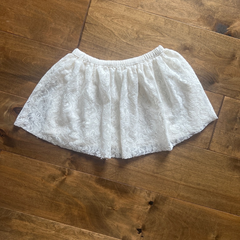 Girl’s Small 6/7 Bottoms